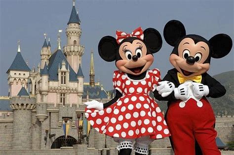 M­i­c­k­e­y­ ­v­e­ ­M­i­n­n­i­e­ ­M­o­u­s­e­ ­a­r­t­ı­k­ ­k­a­m­u­ ­m­a­l­ı­